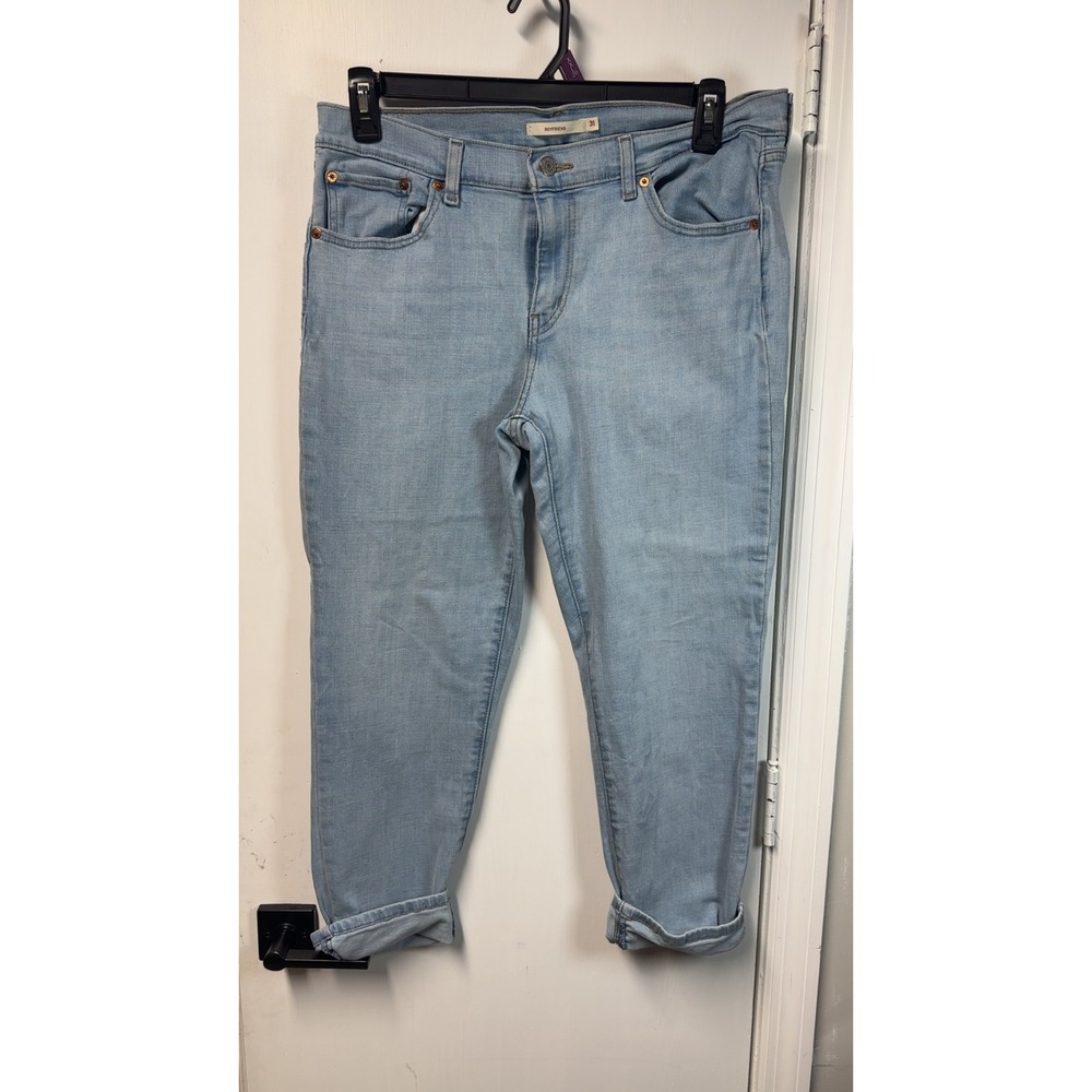Levis | Boyfriend Jeans Mid Rise Stretch Light Wash Denim | Size 31
